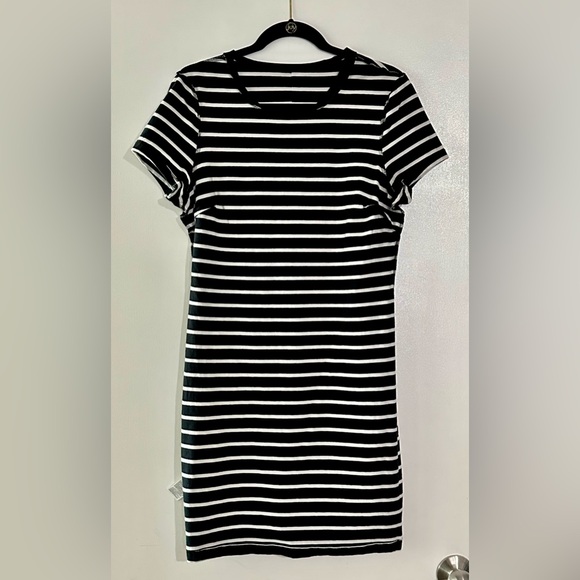 Old Navy Black and White Striped Tee Shirt Dress Size Large - Picture 5 of 12